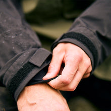 Load image into Gallery viewer, Line 7 Storm Pro20 Waterproof Jacket – Mens